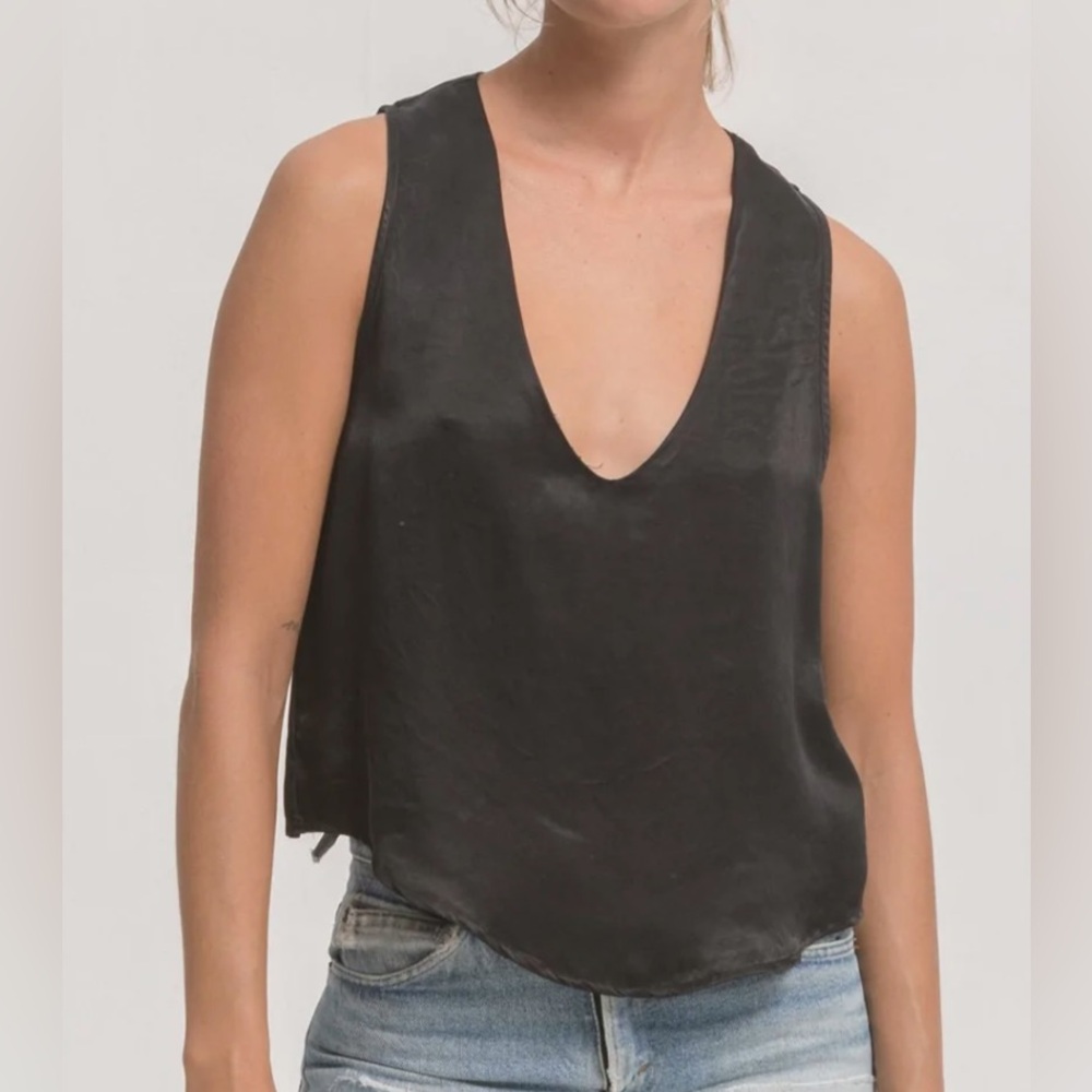 Cali Dreaming (M) Evie Tank in Black